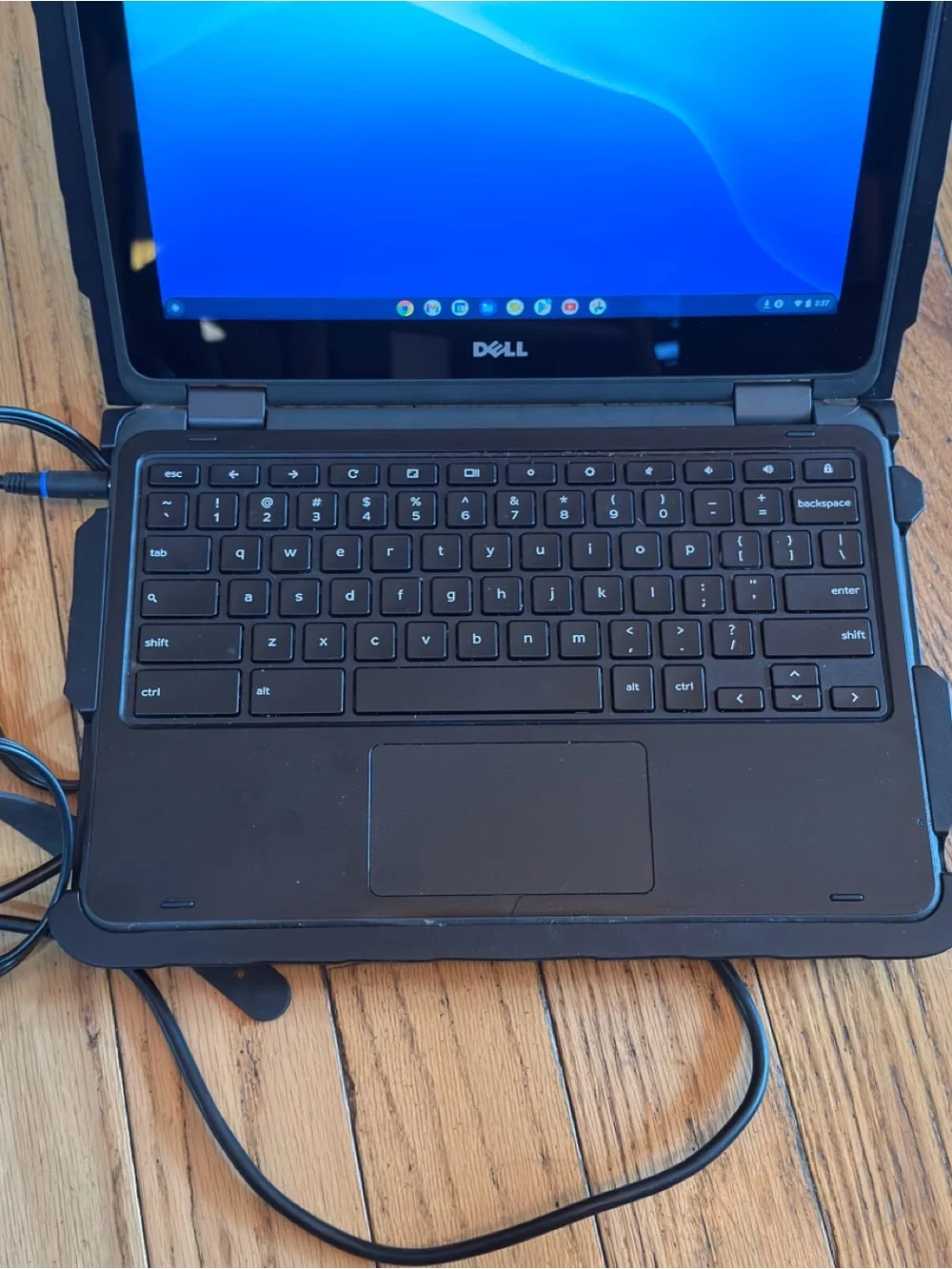 Dell  Inspiron Chromebook 11 3181 11.6 in. 4GB 16GB Notebook With Gumdrop Case